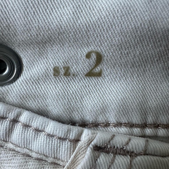 White House Black Market Cream Cropped Pants - Picture 7 of 10